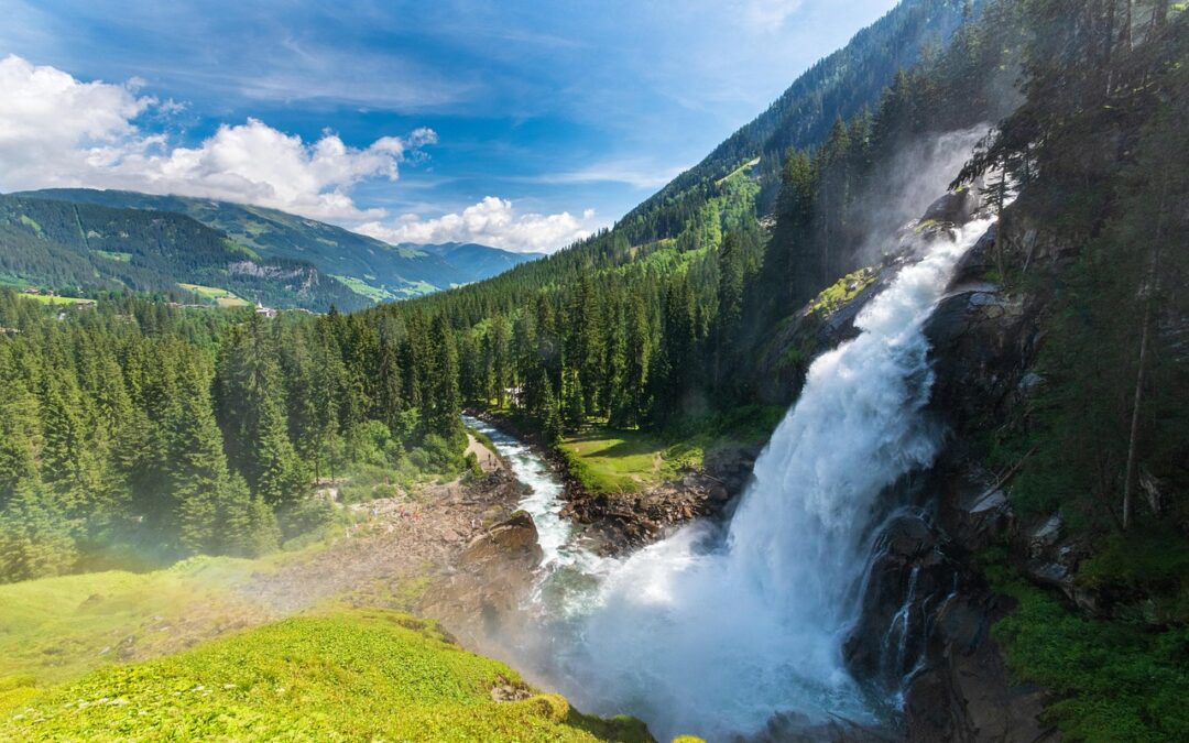Scenic Rafting Experiences On The McKenzie River: Oregon’s Wild Heart:…